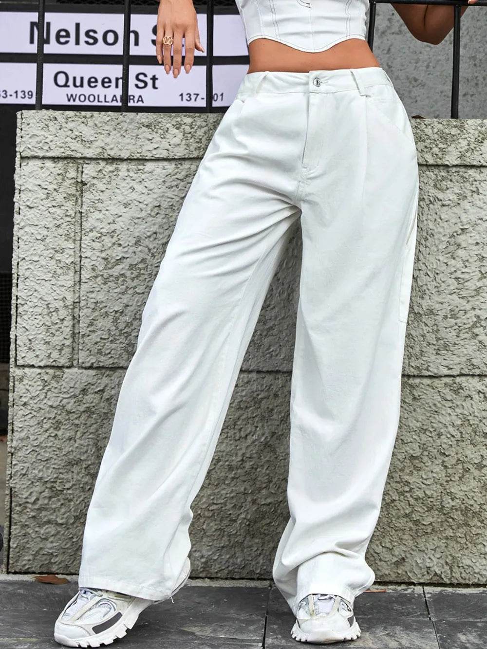 Wide Leg Jeans with Pockets Trendsi d2c9a6bf-4808-4a94-815e-50271f5bfe10-Max