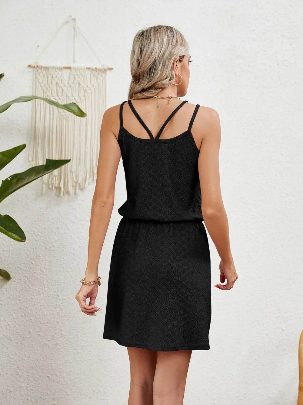 Eyelet Scoop Neck Sleeveless Dress Trendsi d4a39c4f-e2fa-48d9-9db4-af242982510b-Max