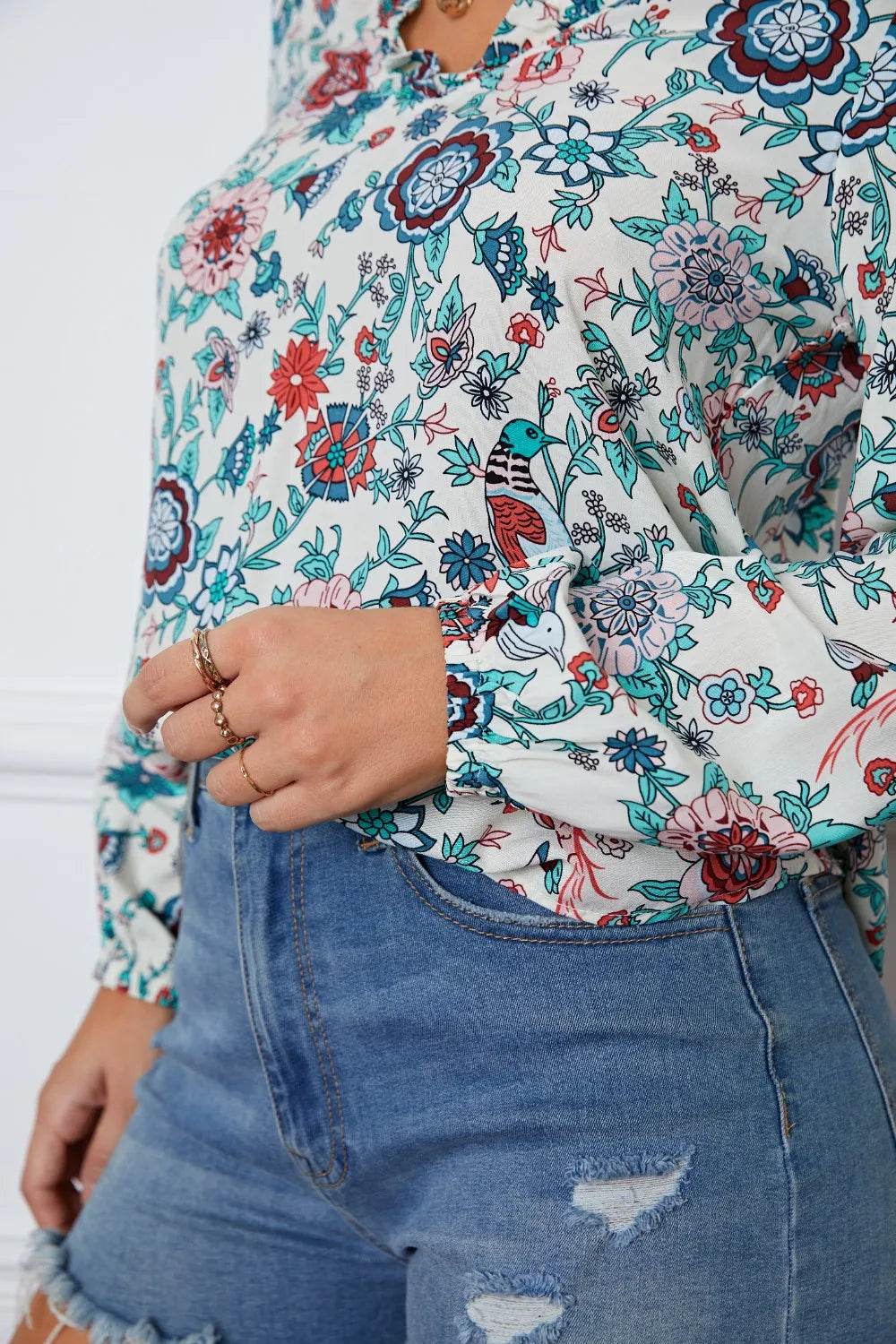 Floral Notched Long Sleeve Blouse Trendsi d4b3c09f-6f5f-4429-b5ac-a2eb981d4eb7-Max
