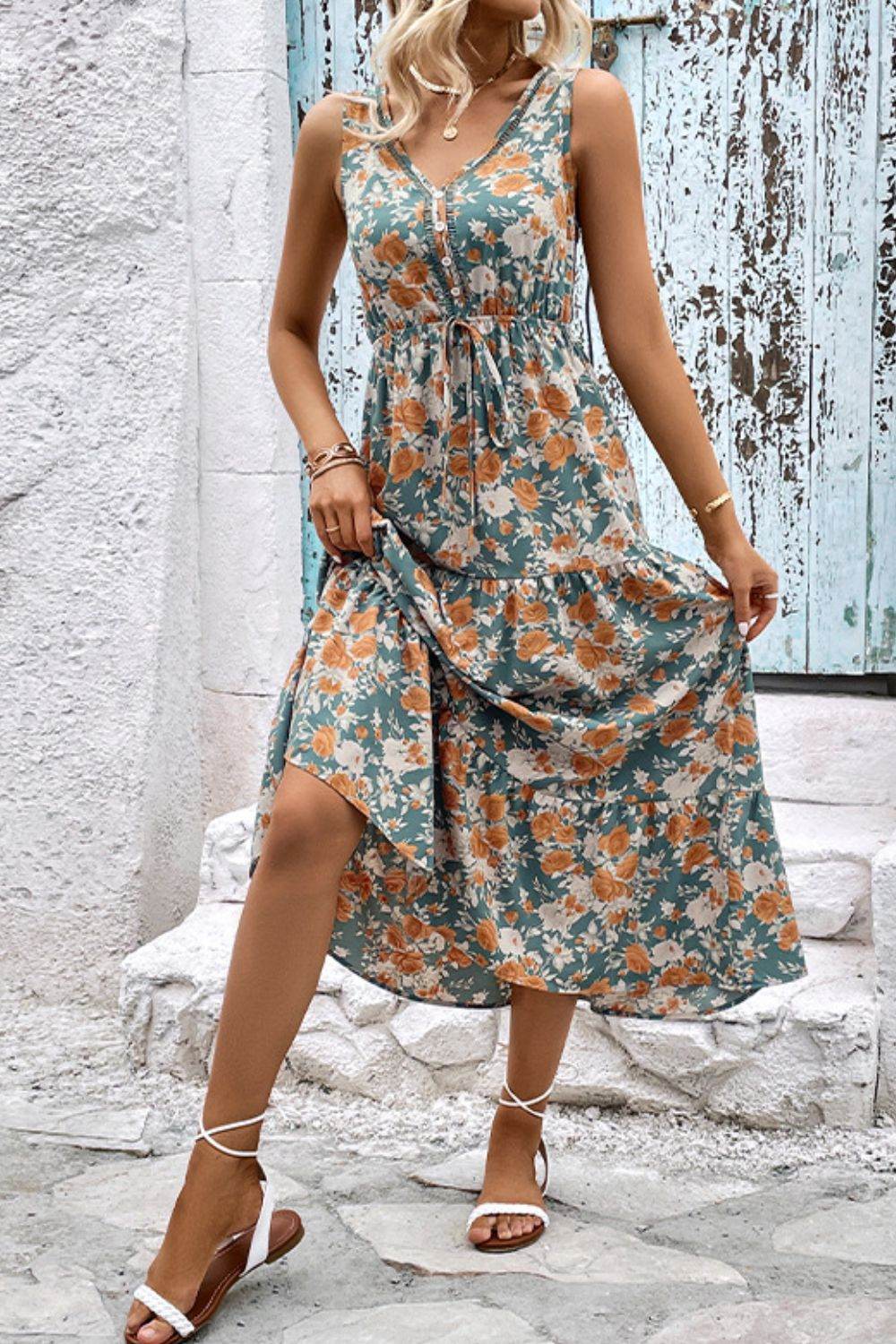 Perfee Floral V-Neck Tiered Sleeveless Dress Trendsi d4eaf2e7c48b44e3bf8050011e945893-Max