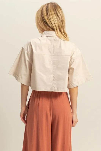 HYFVE Front Pockets Poplin Collared Neck Crop Shirt Trendsi d5384937-8858-4e4f-9957-a45fb86a0771-Max