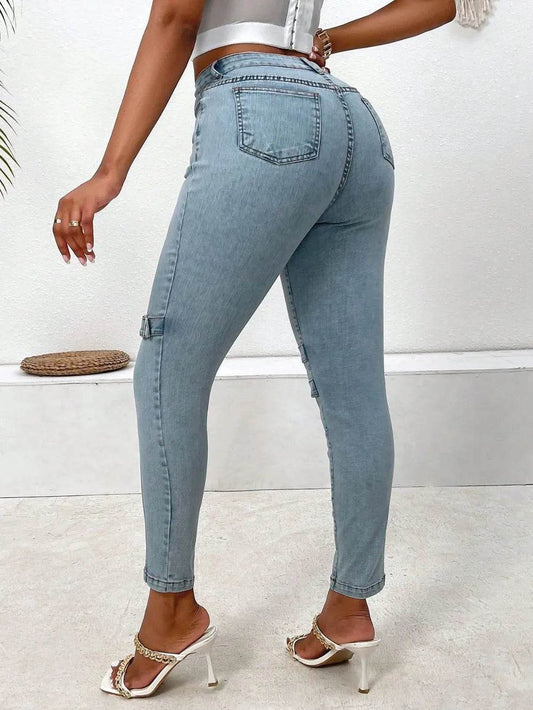 Decorative Buckle Skinny Jeans with Pockets Trendsi d63d930b-53eb-40da-a8e6-d4449e4a2824-Max