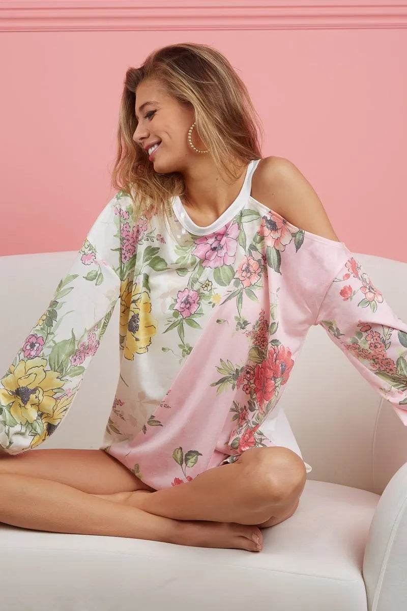BiBi Floral Printed French Terry Color Block Top Trendsi d66c48c9bba84b1c92218d59cdf51146-Max-Origin