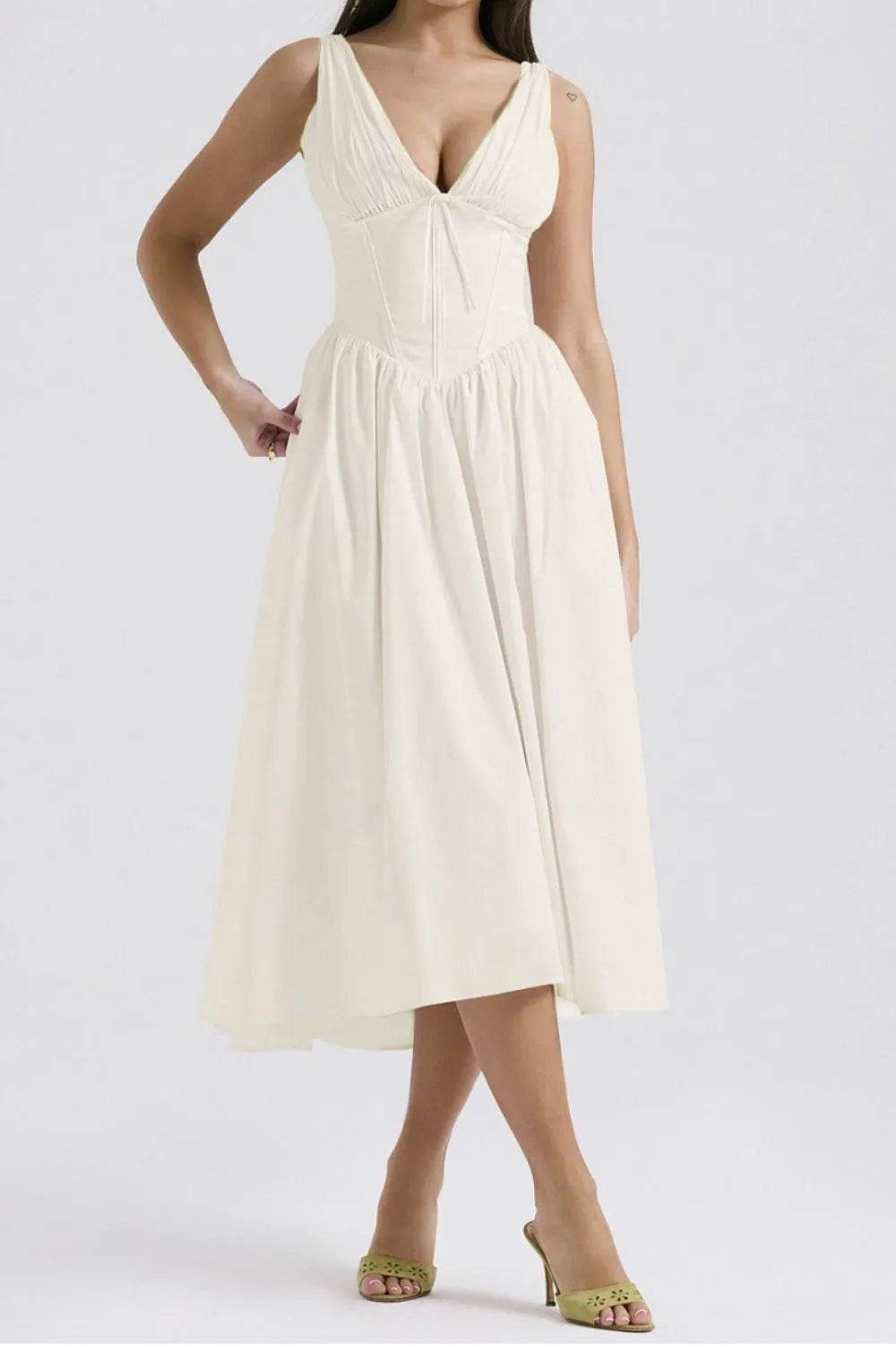 Ruched V-Neck Sleeveless Dress with Pockets White Trendsi d66e074a-bae3-4516-8e06-aa0e3236546a-Max-Origin