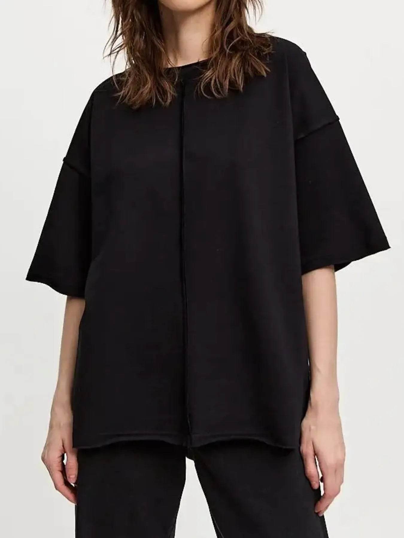 Round Neck Half Sleeve T-Shirt Black Trendsi d71e4356-9388-45da-a810-40ea1ab350ad-Max-Origin