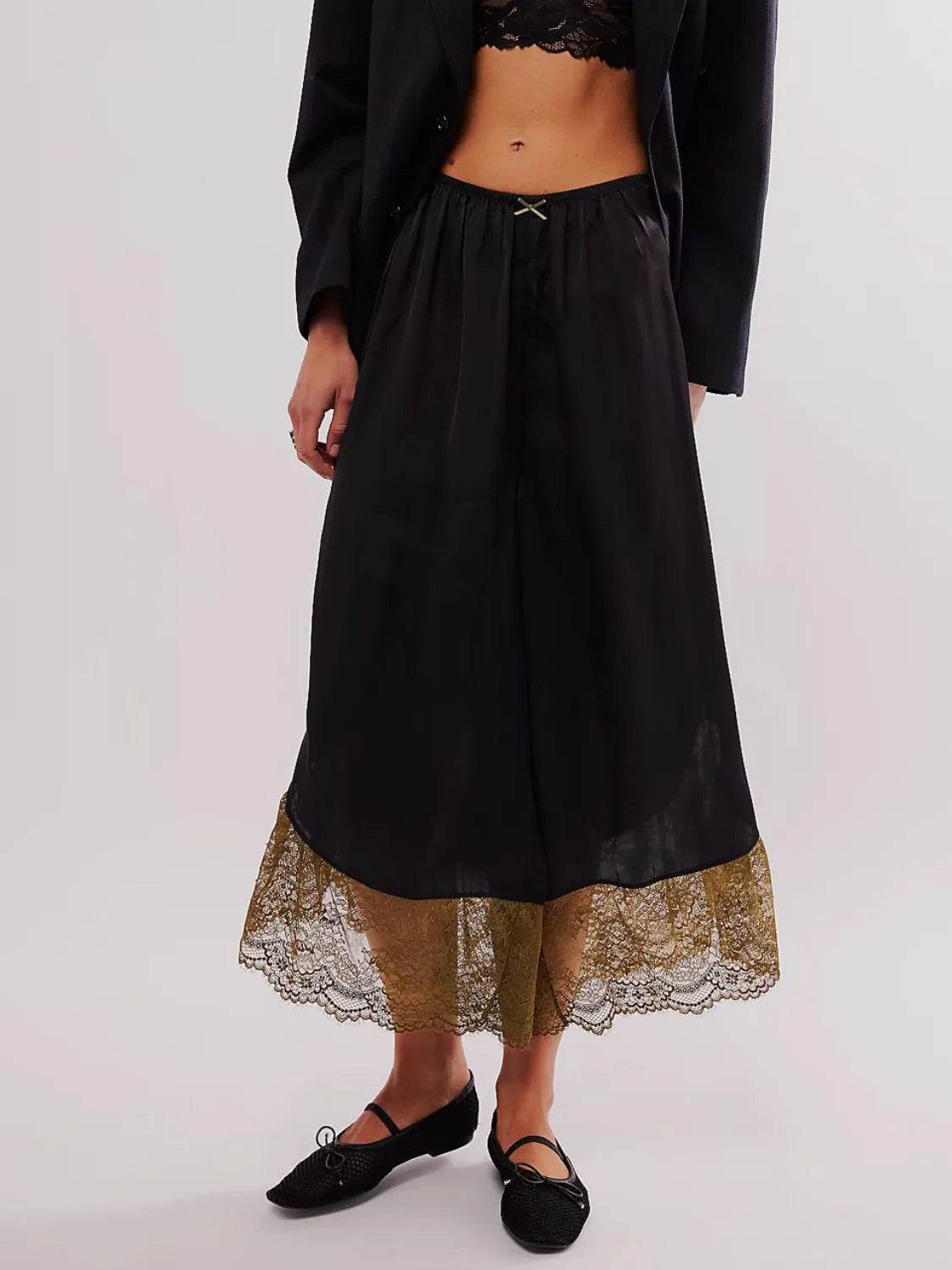 Lace Detail Wide Leg Pants Black Trendsi d7326089-6ac4-4184-8eb8-8c359f04534b-Max-Origin