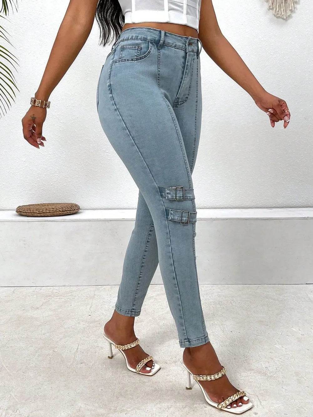Decorative Buckle Skinny Jeans with Pockets Trendsi d7387e1b-f5fb-40fd-bdda-14b8c93a50f0-Max