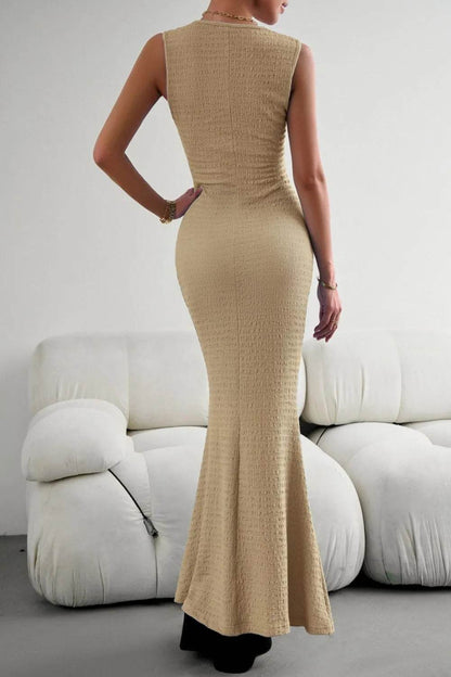Devine Round Neck Sleeveless Maxi Fishtail Dress Trendsi d7d6072f-9b36-4233-b3d9-7cb5dd5bdbae-Max