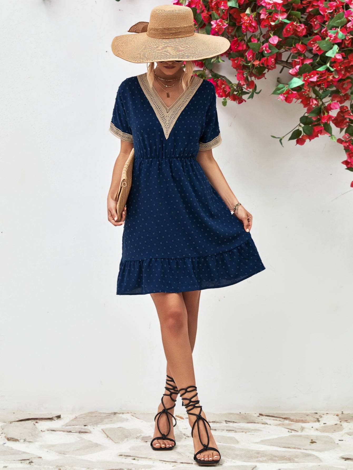 Contrast V-Neck Short Sleeve Mini Dress Trendsi d9ee964ecb514b669a5542a7da964e3d-Max