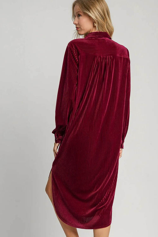 Umgee Texture Curved Hem Button Down Shirt Dress Trendsi da5e431f-35ae-41be-8389-5e9c005c2430-Max