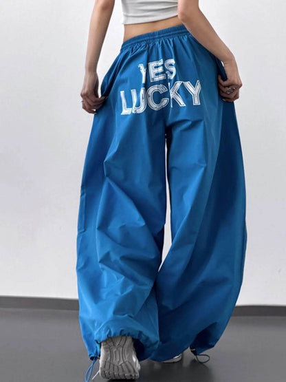 Letter Back Wide Leg Drawstring Pants Trendsi da7b3152-eccd-483c-98e1-e381b9b9ec48-Max-Origin
