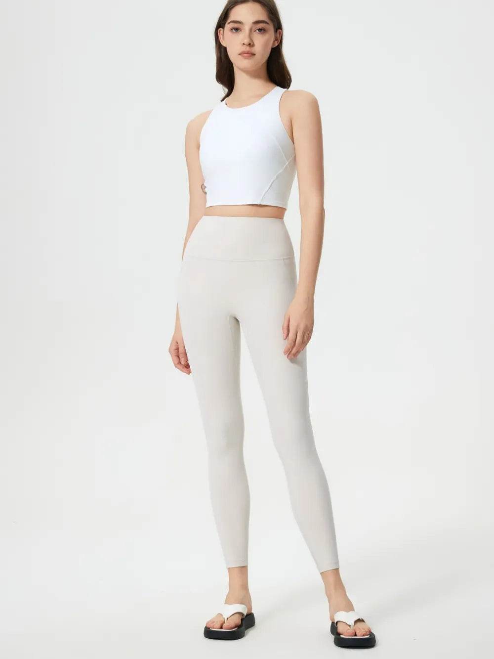 Millennia Wide Waistband Active Leggings Trendsi da95c956-af5b-4f38-bed4-2722d09b9c95-Max