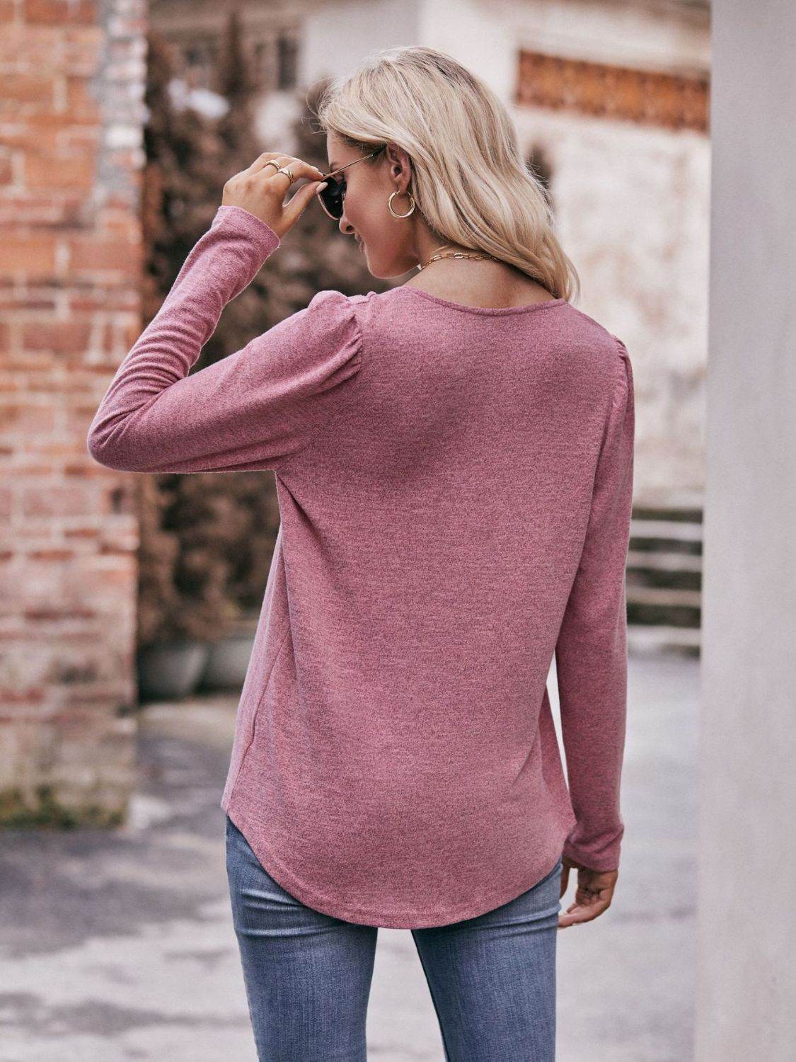 Mandy Pleated Detail Curved Hem Long Sleeve Top Trendsi dcb0d4dcfffb477384707830caf42d8d-Max