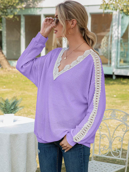 Ivy Lane Contrast Spliced Lace V-Neck Top Lavender Trendsi dd099c99fc964f26abd4fe361da5b761-Max