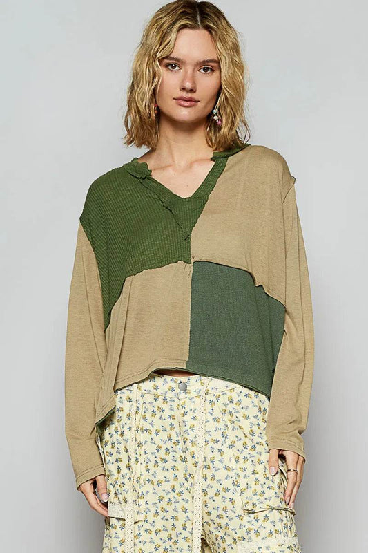 POL Color Block Notched Long Sleeve T-Shirt Trendsi dd4aa285-e560-4a7b-9afb-864dea2f85ea-Max-Origin