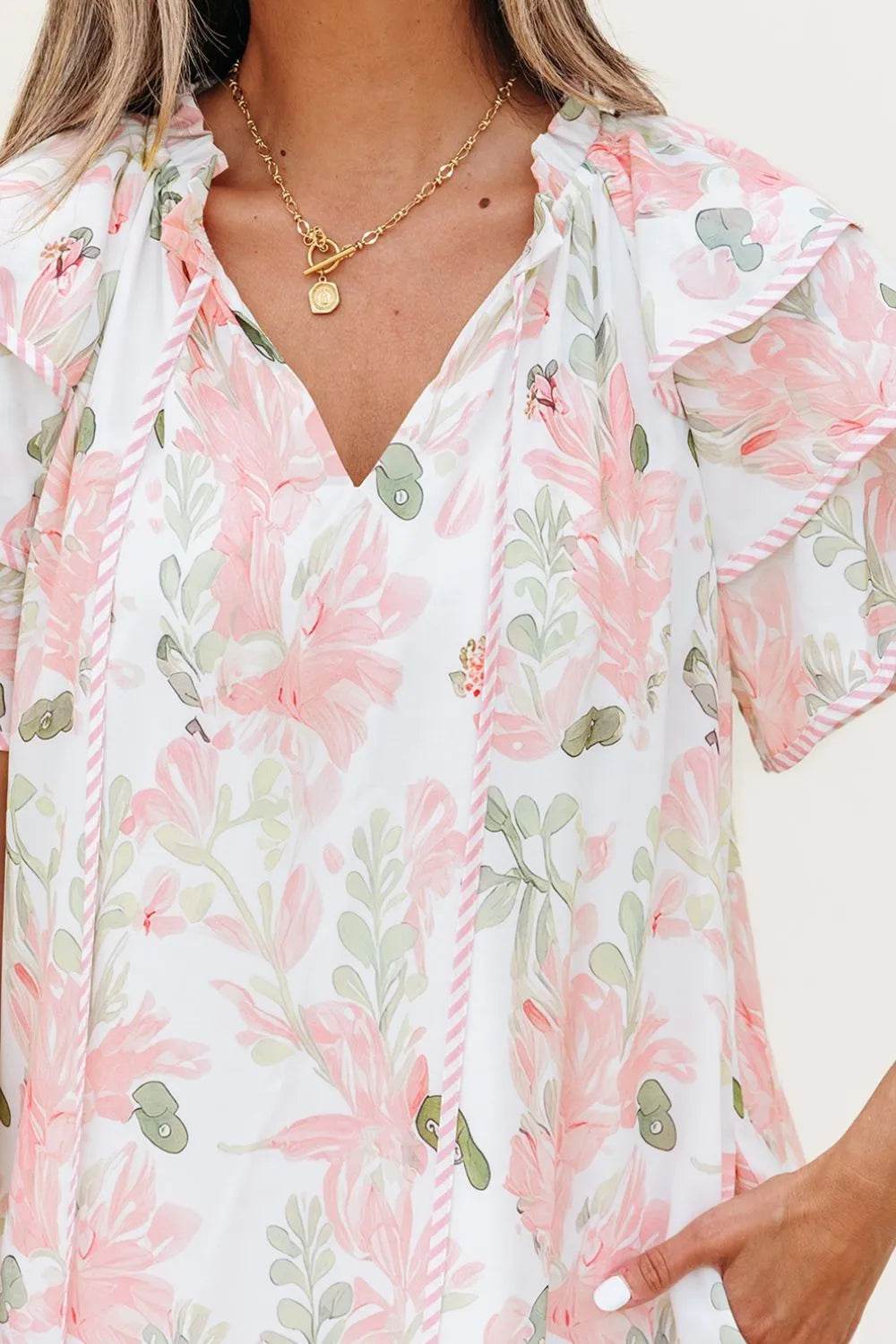 Floral Contrast Edge Layered Short Sleeve Mini Dress Trendsi dd658d7a-54fa-4c9c-9ce9-9f7f0d4e0bca-Max-Origin