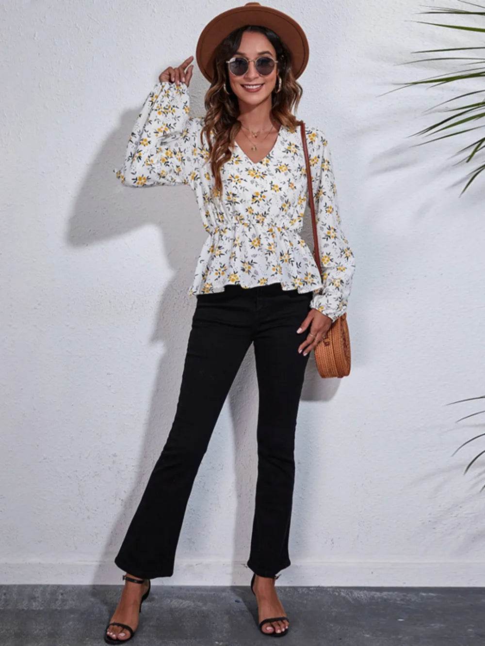 Floral V-Neck Balloon Sleeve Peplum Blouse Trendsi e020cbf271ff4158a9c9f05c49be6f35-Max
