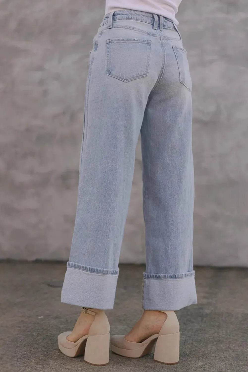 Straight Leg Jeans with Pockets Trendsi e0708945-4e15-4bbb-a9a8-b3b4b4394ac7-Max
