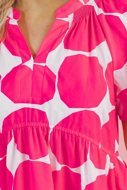 Contrast Notched Flutter Sleeve Dress Trendsi e1b6782f-1cda-4ac8-82e4-b084924799ae-Max-Origin