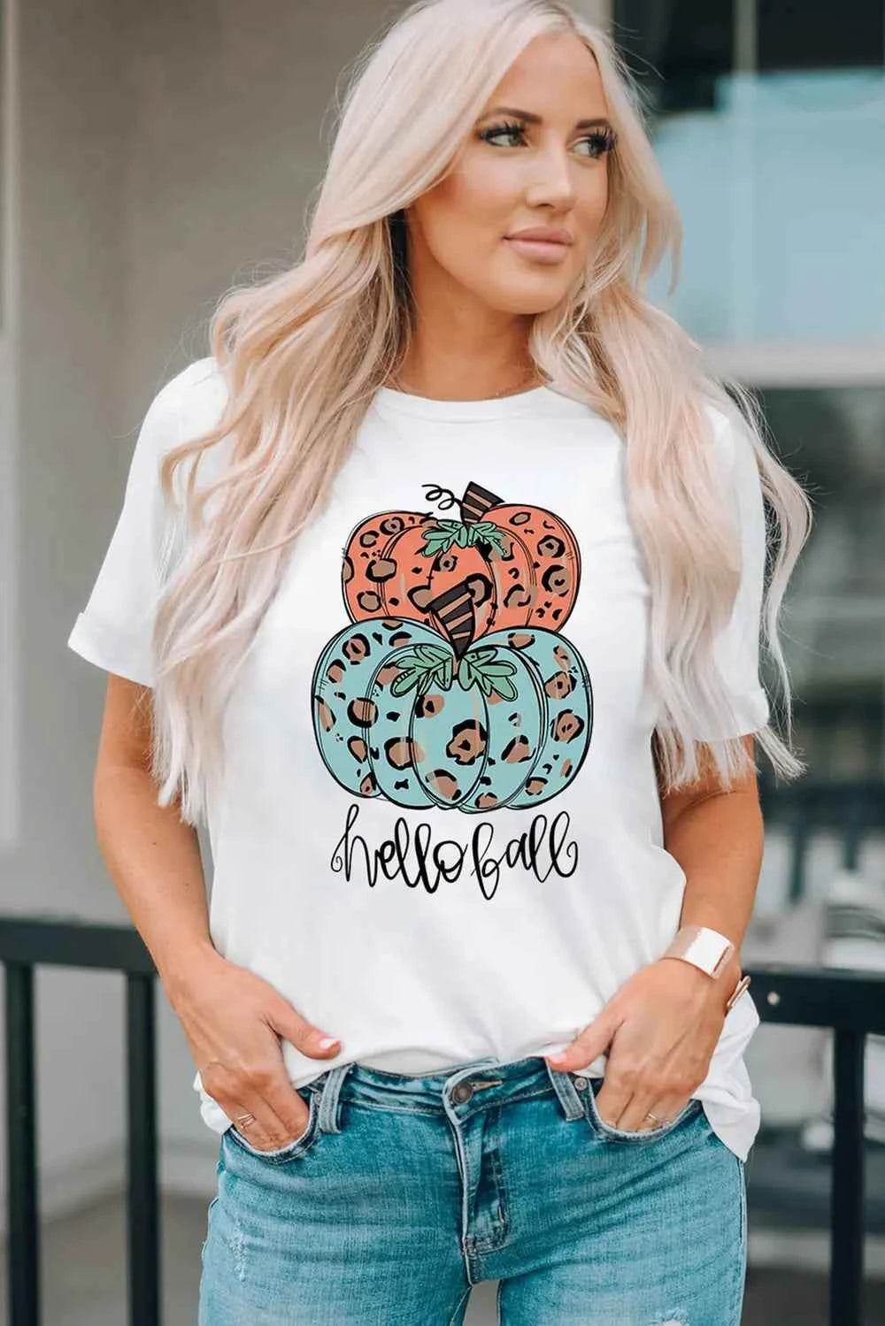 Pumpkin Graphic Short Sleeve T-Shirt White Trendsi e2101a25f0fa410888c159512a009ab0-Max