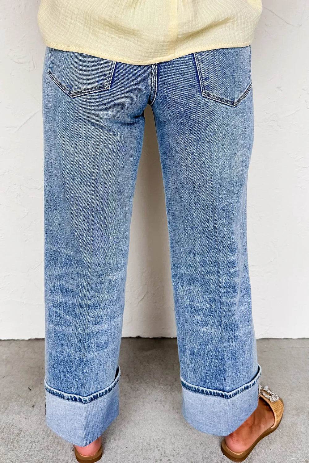 High-Waisted Wide-Leg Cuffed Jeans Trendsi e3850b83-70a3-497a-90e2-91718122e8c0-Max-Origin