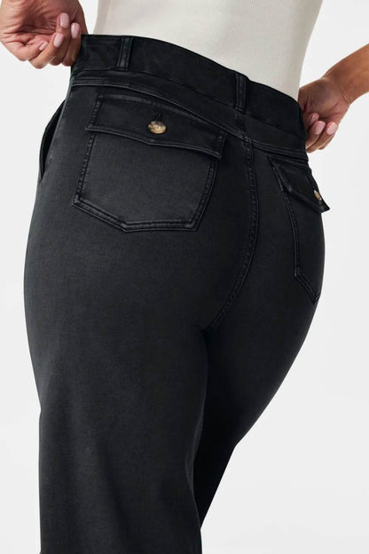 High Waist Jeans with Pockets Trendsi e40c7c13-6082-44a2-933a-c3aa91a31f70-Max