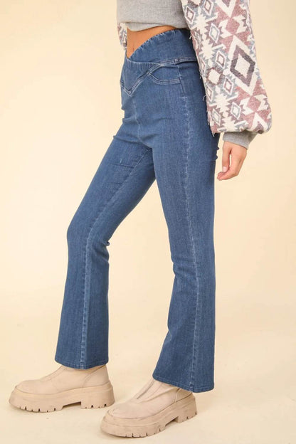 VERY J Washed Denim Stretchy Crossover Waist Leggings Trendsi e513e274-eb72-4349-b483-35fc624480a9-Max