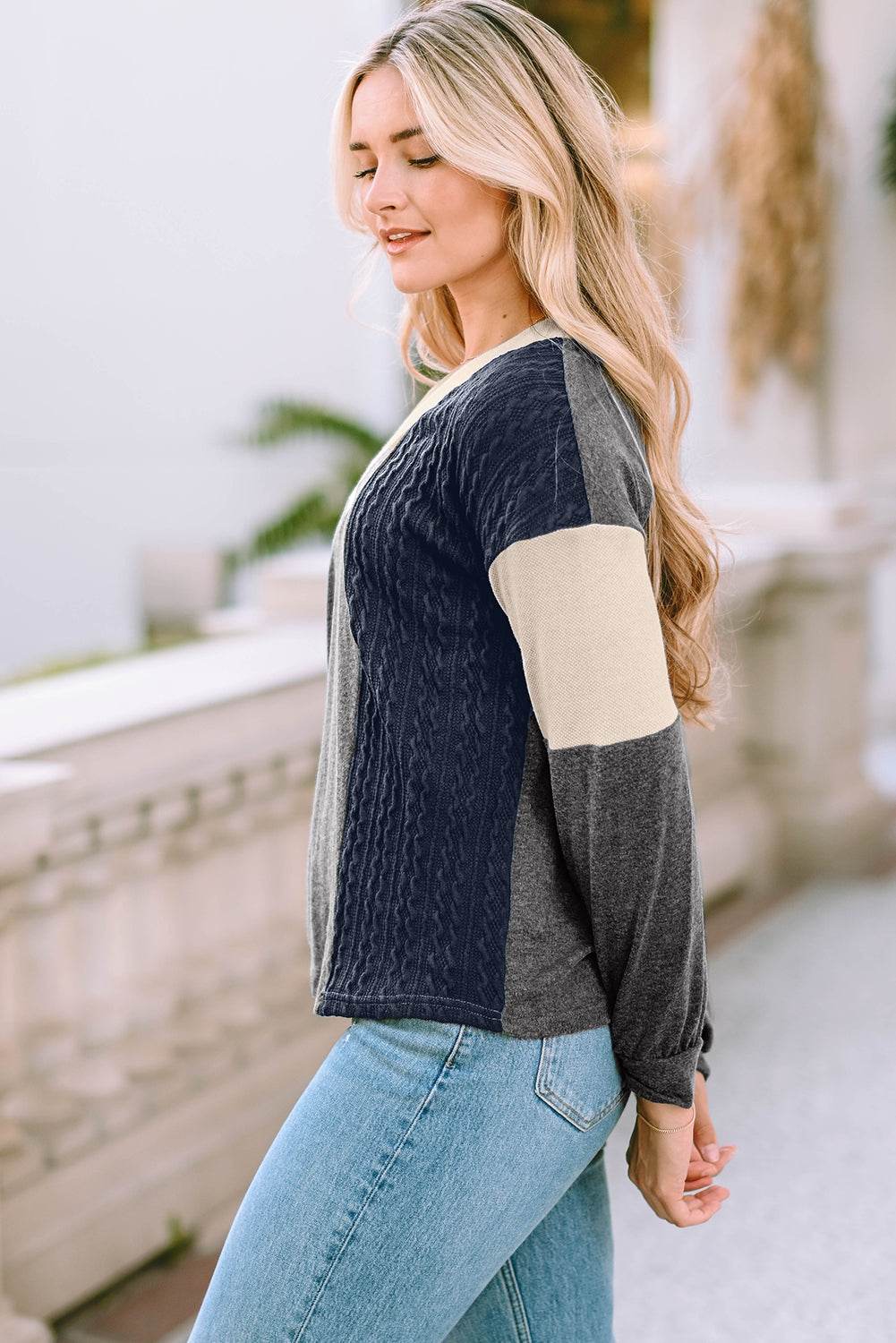 V Neck Color Block Top Trendsi e54649ab3d15455796705bedae3dfb0d-Max