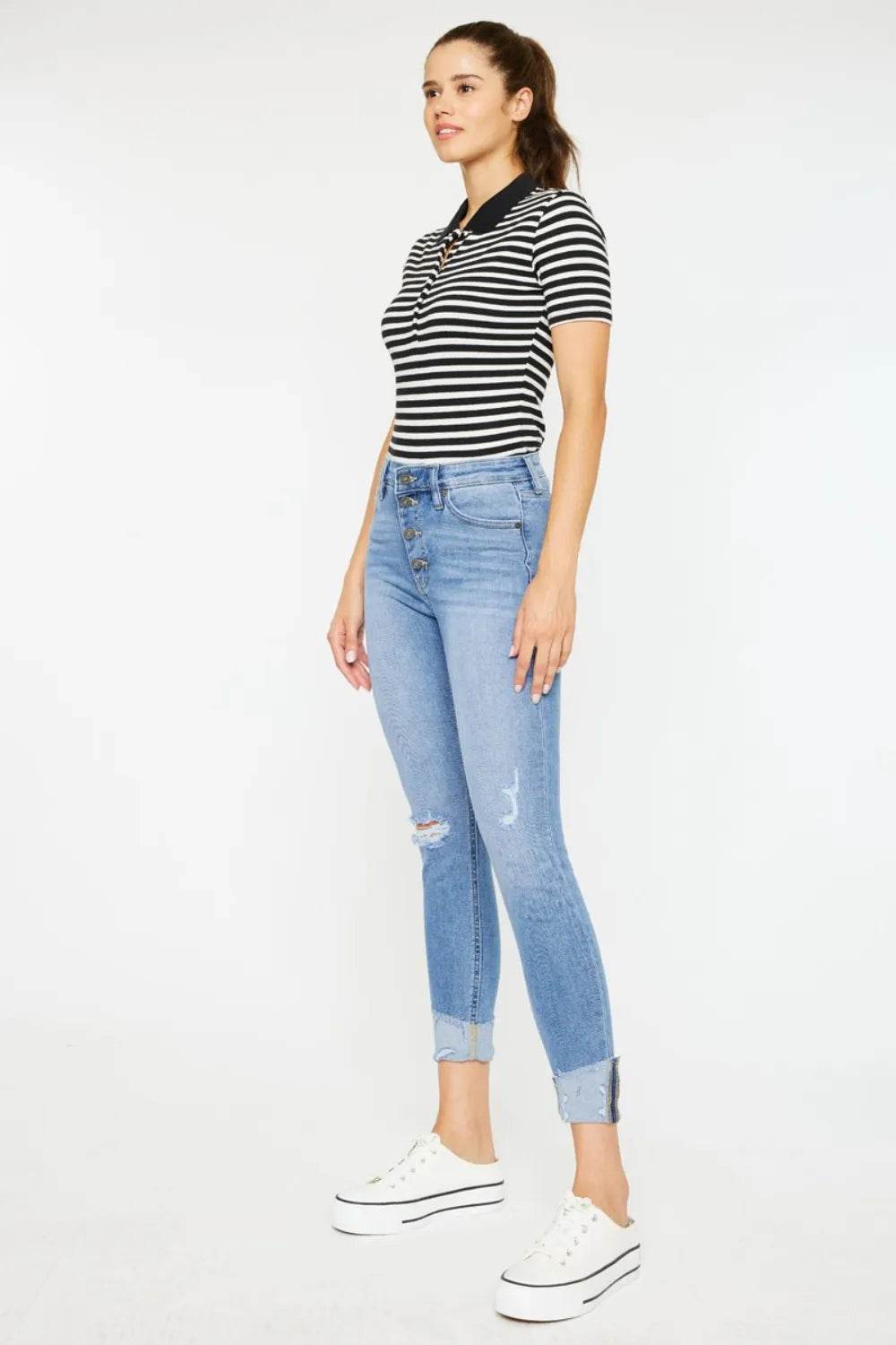Kancan Distressed Cat's Whiskers Button Fly Jeans Trendsi e5dccf47-8446-4069-bbaa-b40aa1932084-Max