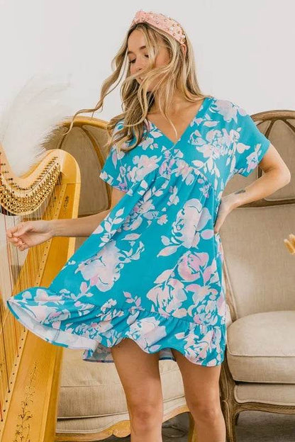 BiBi Floral Crinkle Shirred Ruffle Detail V Neck Dress Trendsi e6369940201945698e9ca29585c8cd40-Max-Origin