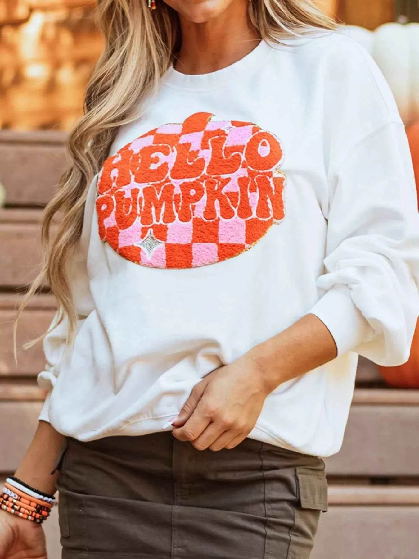 Halloween Pumpkin Patched Pattern Long Sleeve Sweatshirt Trendsi e6eef030-238e-4f80-917d-9e4ce6f807db-Max-Origin