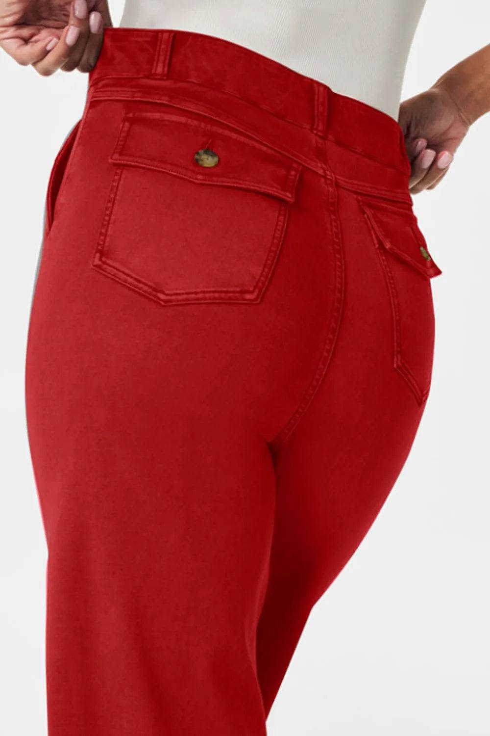High Waist Jeans with Pockets Trendsi e6f25256-7580-4ae6-b381-06968d0d6b15-Max