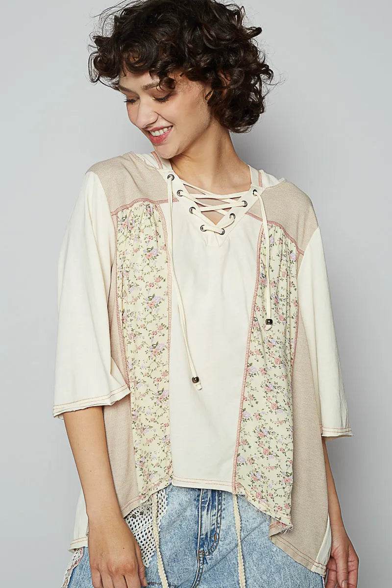 POL Lace-Up Hooded T-Shirt with Paisley Panel Detail Cream Trendsi e711ce57-a7b3-42a8-987a-34f777d4a52d-Max-Origin