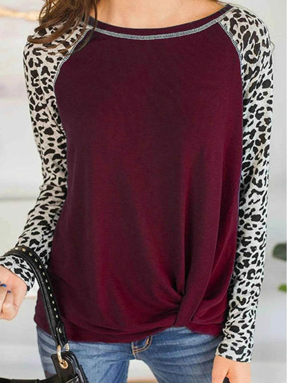 Leopard Print Raglan Sleeve Twist Hem T-Shirt Burgundy Trendsi e77fd822-331b-480b-8629-d115016faf4d-Max-Origin