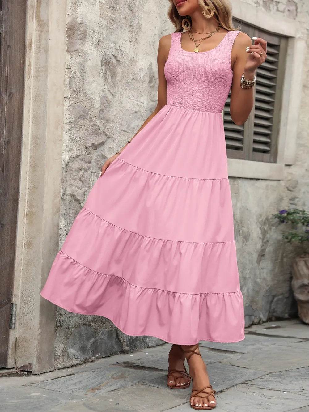 Ivy Lane Smocked Scoop Neck Sleeveless Tank Dress Trendsi e8243ce5-22f3-4099-b57c-9a27977628dc-Max_71897af7-8ab7-4092-a455-fe369962addb