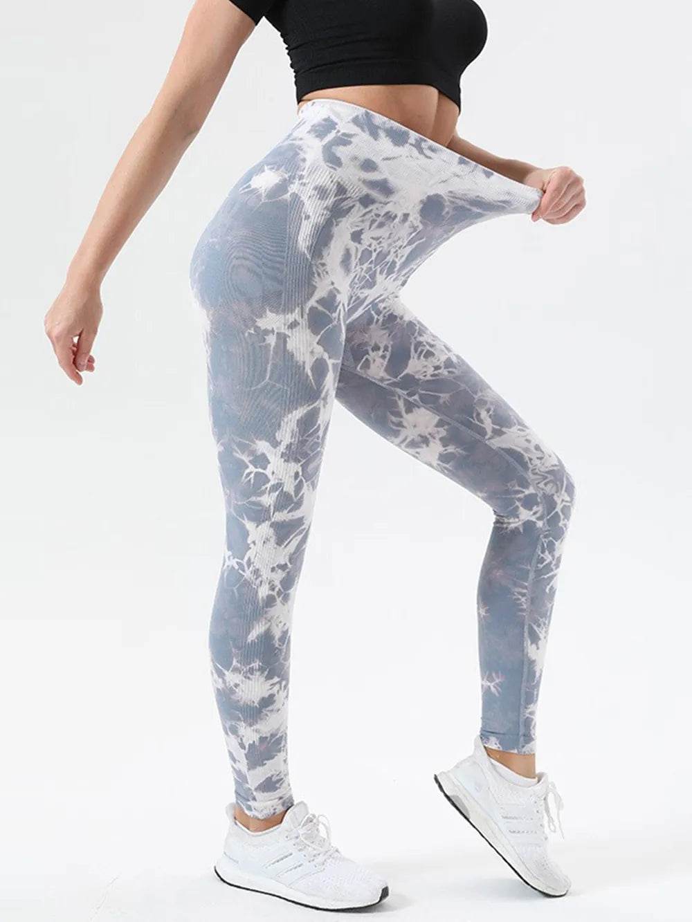 Tie-Dye High Waist Active Leggings Multicolor Trendsi e8ba793e-f4f8-410f-9e57-2f28f5215feb-Max
