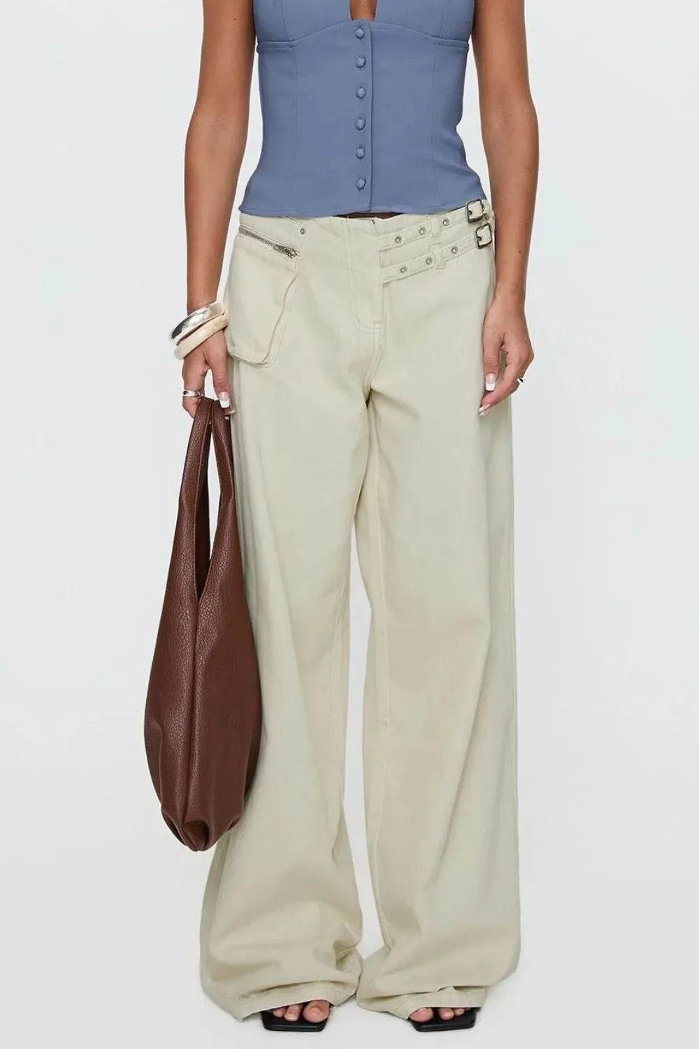 Wide Leg Jeans with Pockets Trendsi e91af08f-20d1-4087-8567-b49160b60999-Max