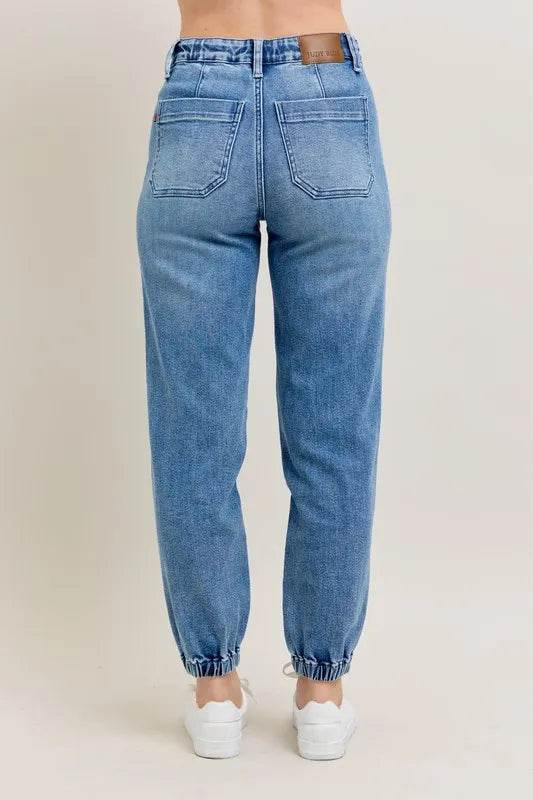 Judy Blue Full Size High Waist Denim Jogger Plus Size Trendsi e936c99f150b4039925ba4db9ee85f45-Max-Origin