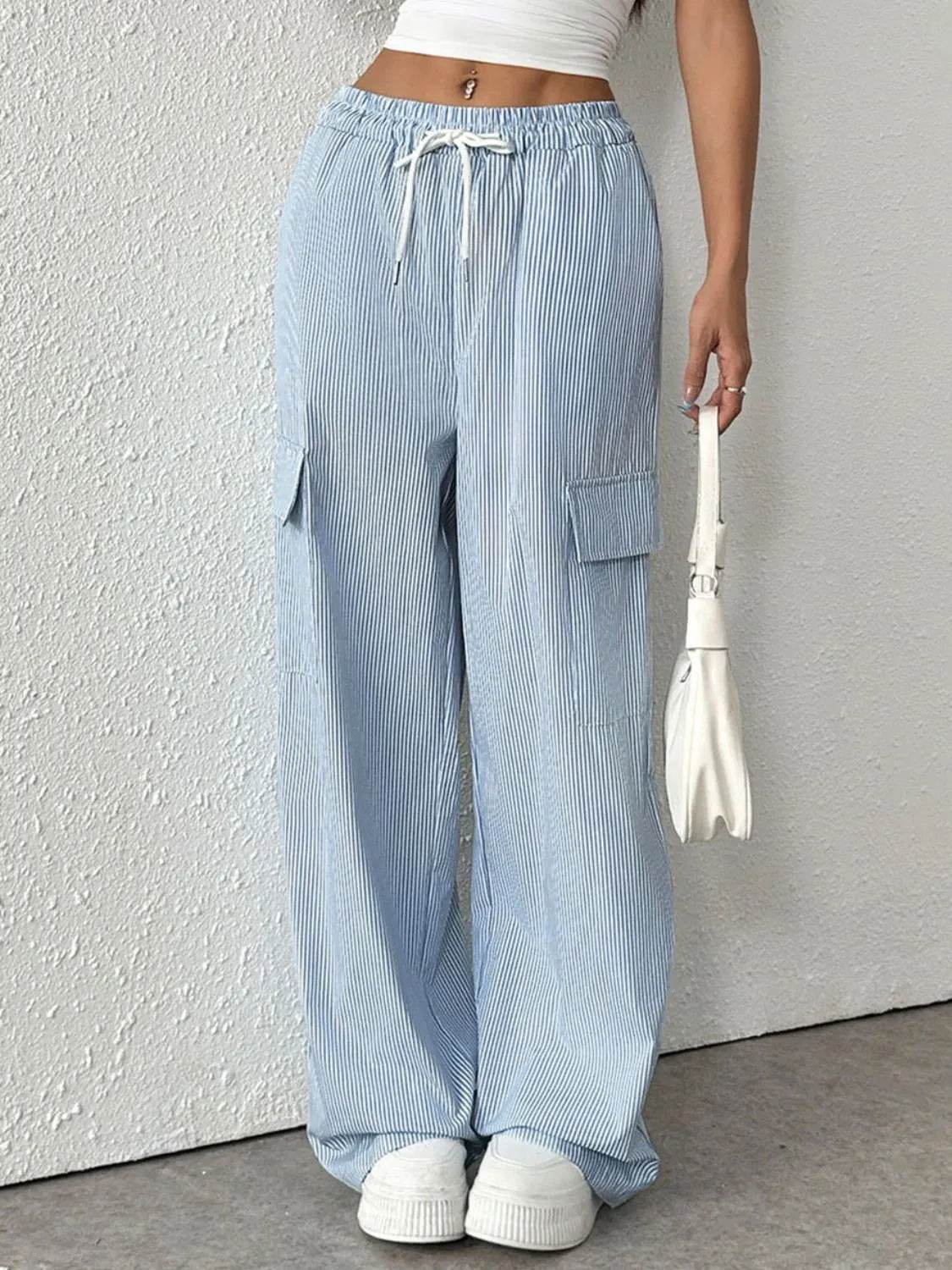 Drawstring Striped Wide Leg Cargo Pants Trendsi e973c597-8ee9-4d51-b0a4-ad85b73fe1d2-Max-Origin