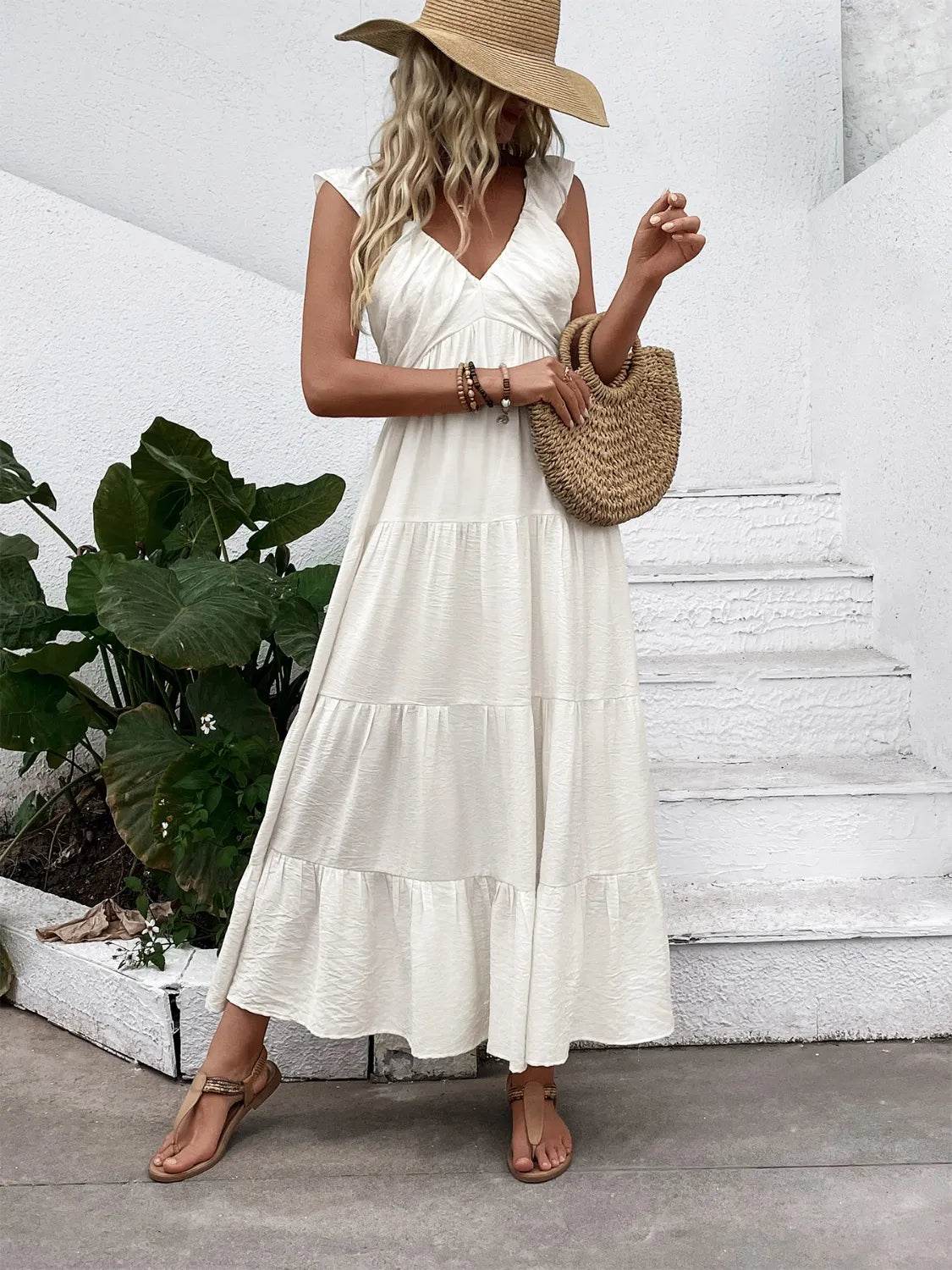 V-Neck Sleeveless Tiered Dress Trendsi ea5a5c2e-d082-4ae9-9040-f83b0b4ff2c6-Max-Origin