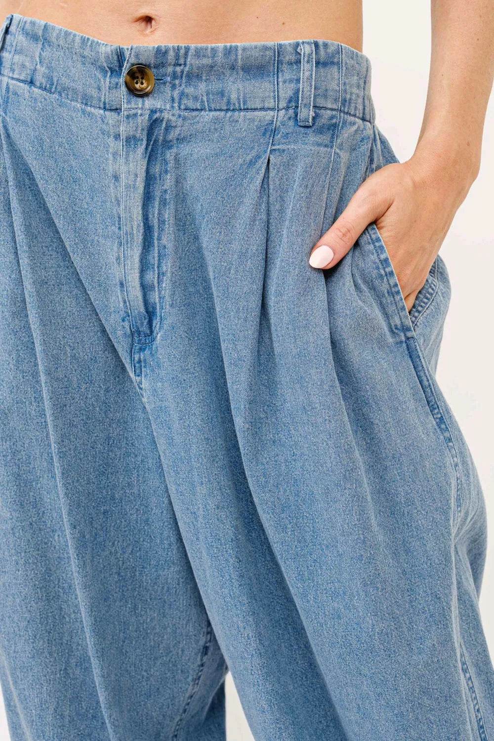And The Why Elastic Back Pleated Baggy Jeans Trendsi eac6714b-17ba-453f-ace1-be77398f043f-Max