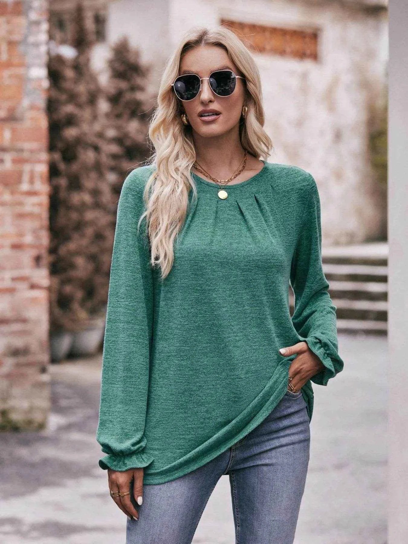 Round Neck Long Sleeve Casual T-Shirt Trendsi eb580695-7ef5-46bf-9572-c2585bed5a7e-Max-Origin