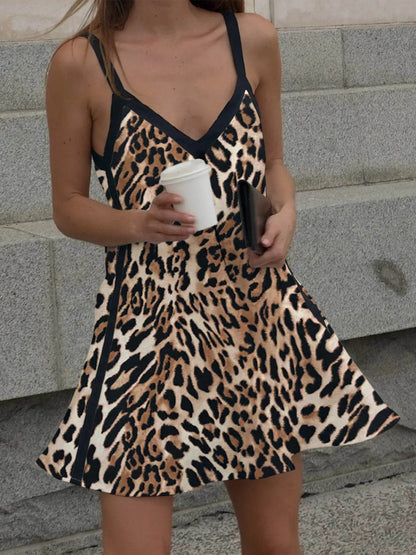 Leopard Print V-neck Cami Swing Dress Trendsi eca152a4-bcc1-435d-9181-5cd4c7693496-Max-Origin
