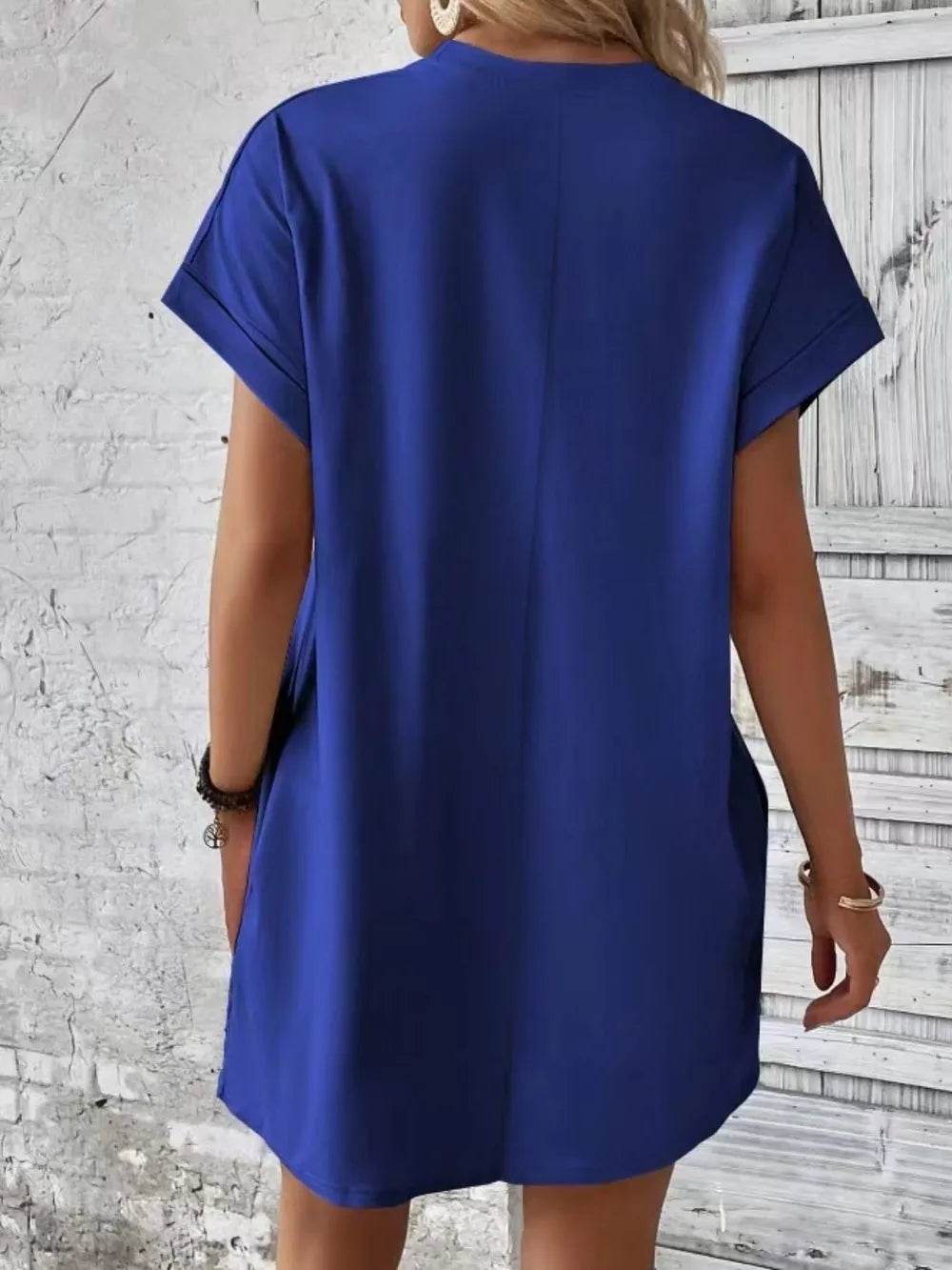 Pocketed Round Neck Short Sleeve Dress Trendsi ecb9b5d8-01c0-4d40-a71e-06cf5cf70789-Max