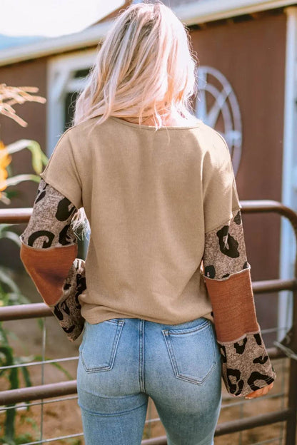 Leopard Colorblock Patchwork V-Neck Loose Sleeve Knit Top Trendsi ee0de8271f564dd3af25fd5e4d952ddc-Max