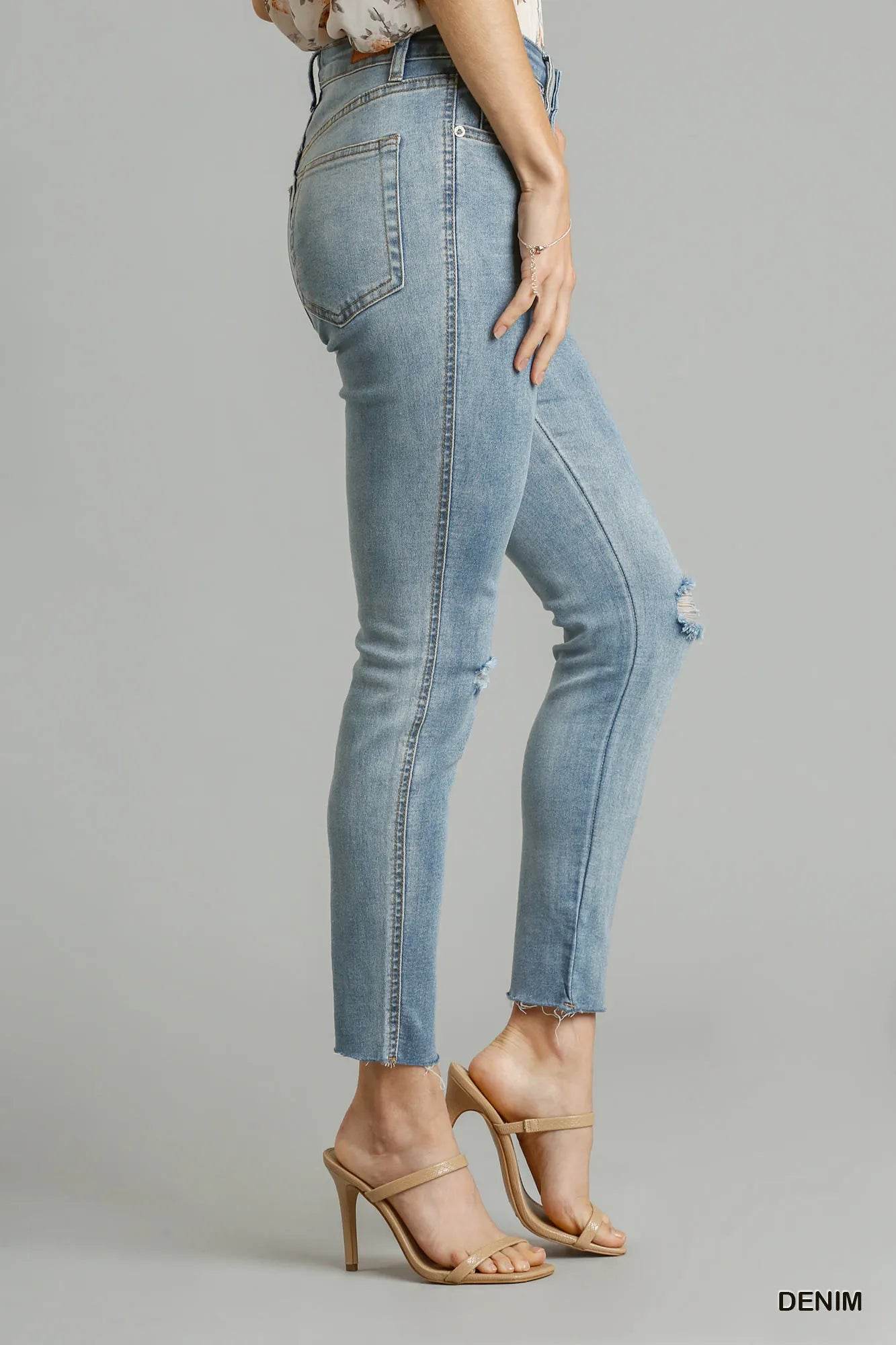 Umgee 5-Pockets Distressed Detail Stretch Denim Skinny Jeans with Unfinished Hem Trendsi efe059f0-5282-4411-acd4-5c3a76cfad7b-Max-Origin