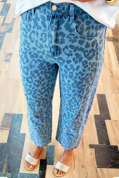 Leopard Print High-Waisted Relaxed Fit Jeans Medium Trendsi f033b75b-95af-4a8d-b913-71e82db0137f-Max-Origin