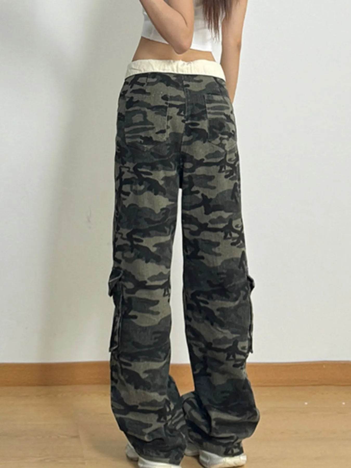 Camouflage Relaxed Fit Jeans Trendsi f1eb041c-f579-4bf4-b185-67cf8b3af0a0-Max-Origin