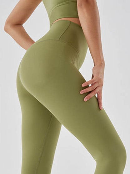 Wide Waistband Sports Leggings Trendsi f1f51f36172c420a9a698cf2306d8410-Max