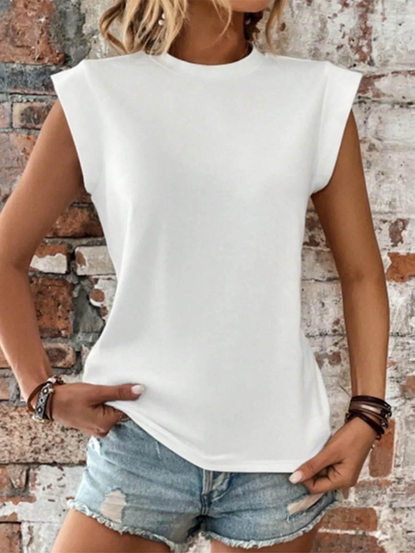 Round Neck Solid Color Top Trendsi f229750183514bc59ce1cecbe35fcf3f-Max-Origin